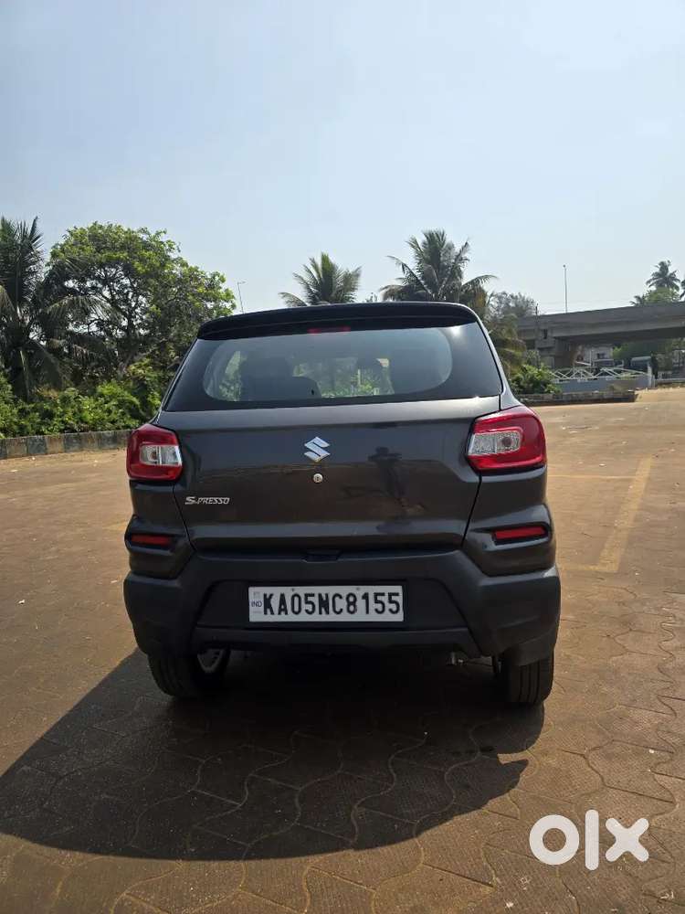 Maruti Suzuki S-presso Vxi +