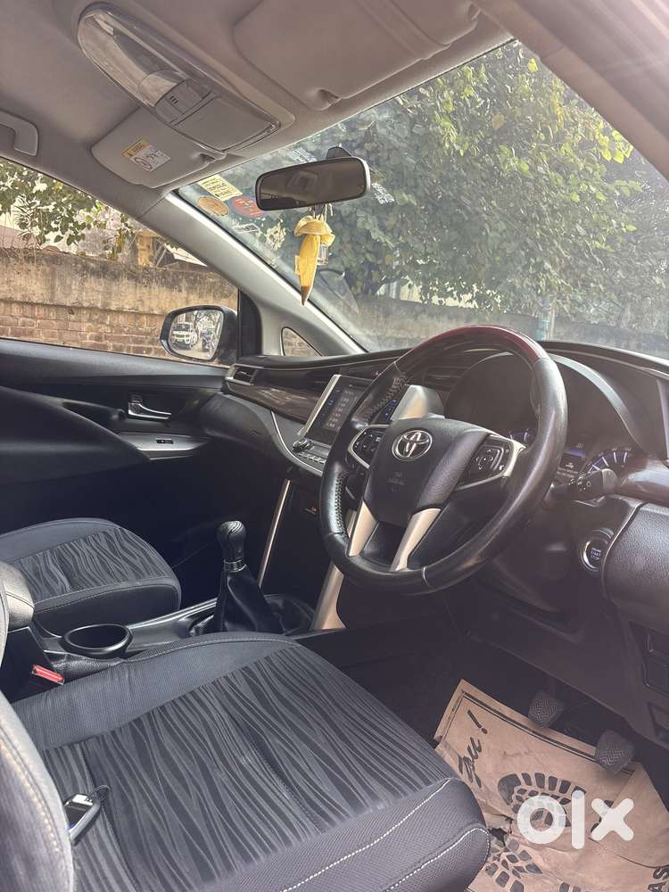 Toyota Innova Crysta