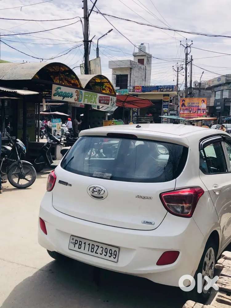 Hyundai Grand I10 2016 Diesel 82000 Km Driven