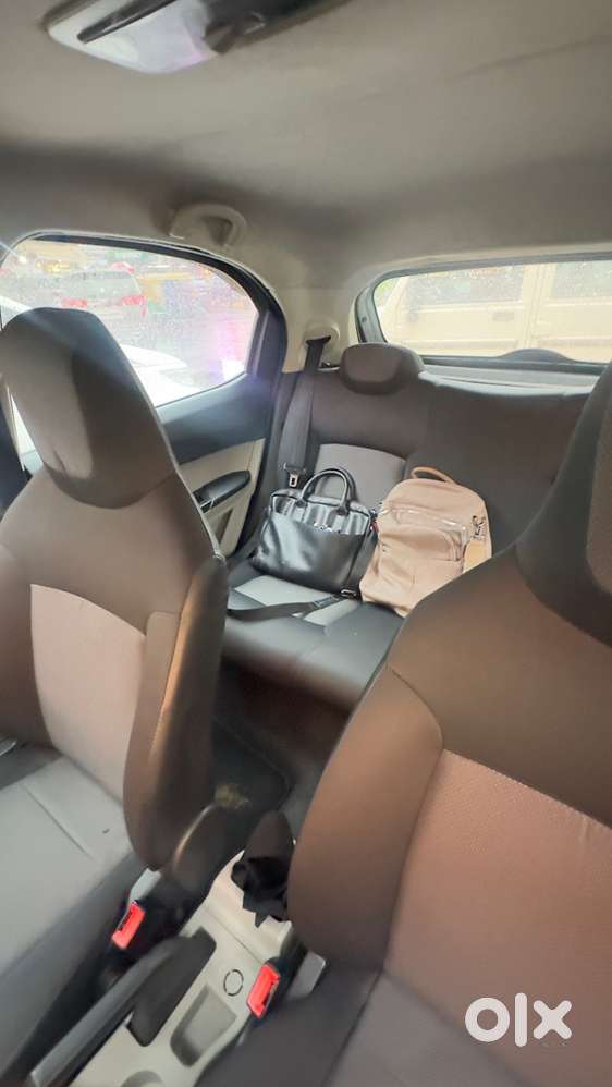 Tata Tiago Petrol 2018