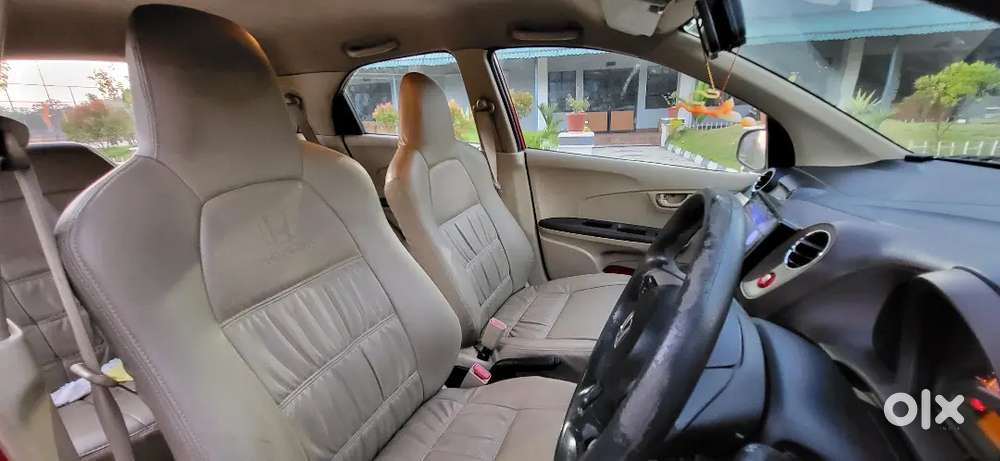 Honda Brio Smt Petrol - Well Maintained Car For Sale In Trivandrum