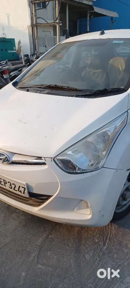 Hyundai Eon 2016 Last नवंबर Petrol Good Condition