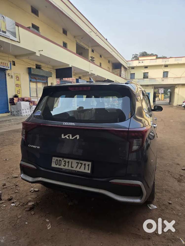 Kia Carens 2023 Diesel Well Maintained
