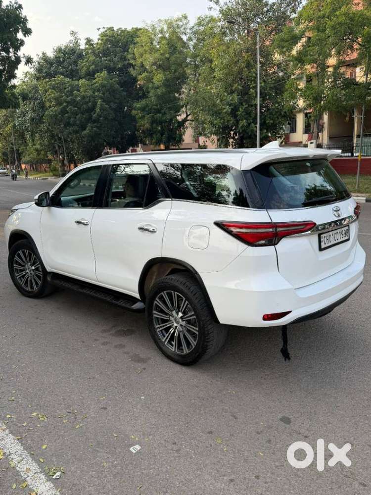Toyota Fortuner 4x2 At 2.8 Diesel, 2021, Diesel