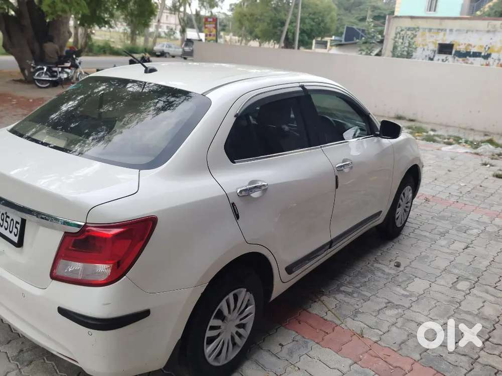 Maruti Suzuki Dzire 2021 Petrol 143000 Km Driven