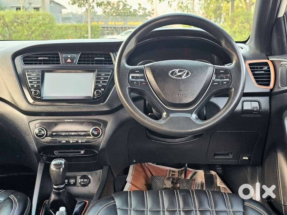 Hyundai Elite I20 1.2 Asta (o) Dual Tone, 2017, Petrol