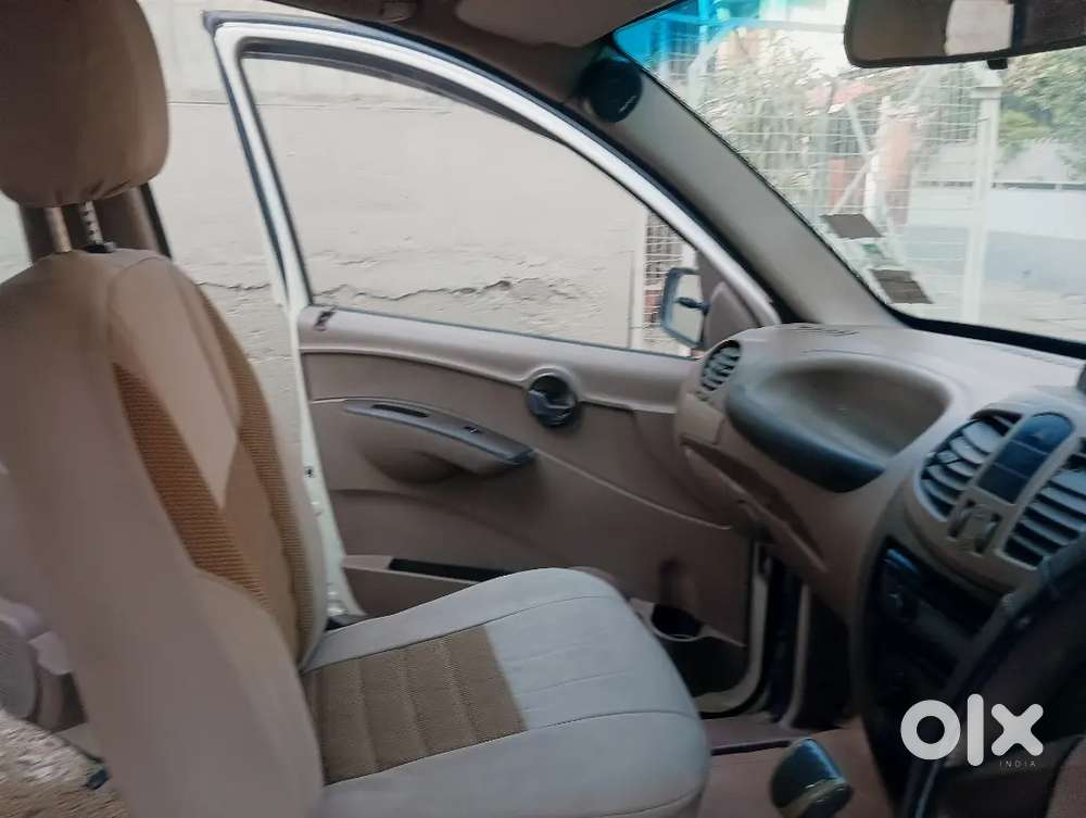 Mahindra Xylo Aug 2011