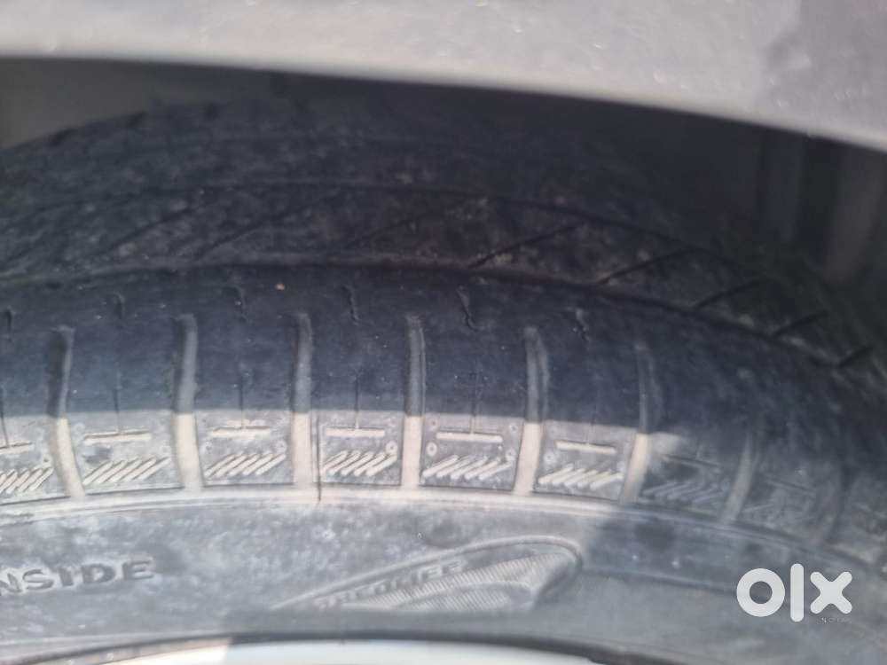 Maruti Suzuki Swift Dzire Vxi Optional, 2012, Petrol