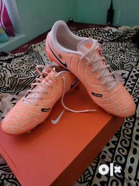 Olx nike store football shoes