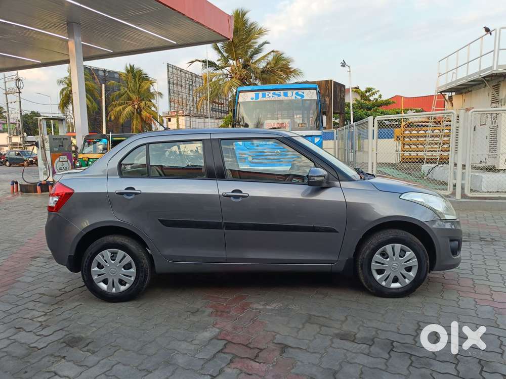 Maruti Suzuki Swift Dzire 1.2 Vxi Bsiv, 2014, Petrol