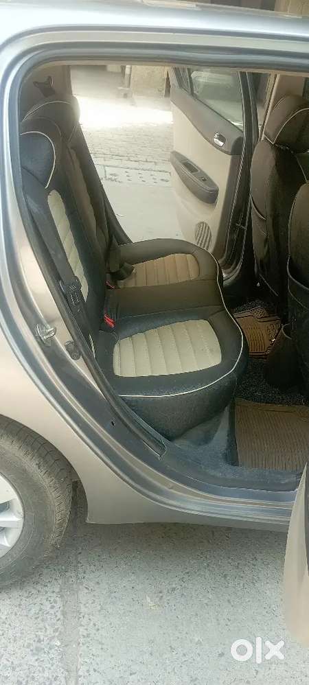 Hyundai I20 Magna 2013 Low Km Excellent Condition Family Car