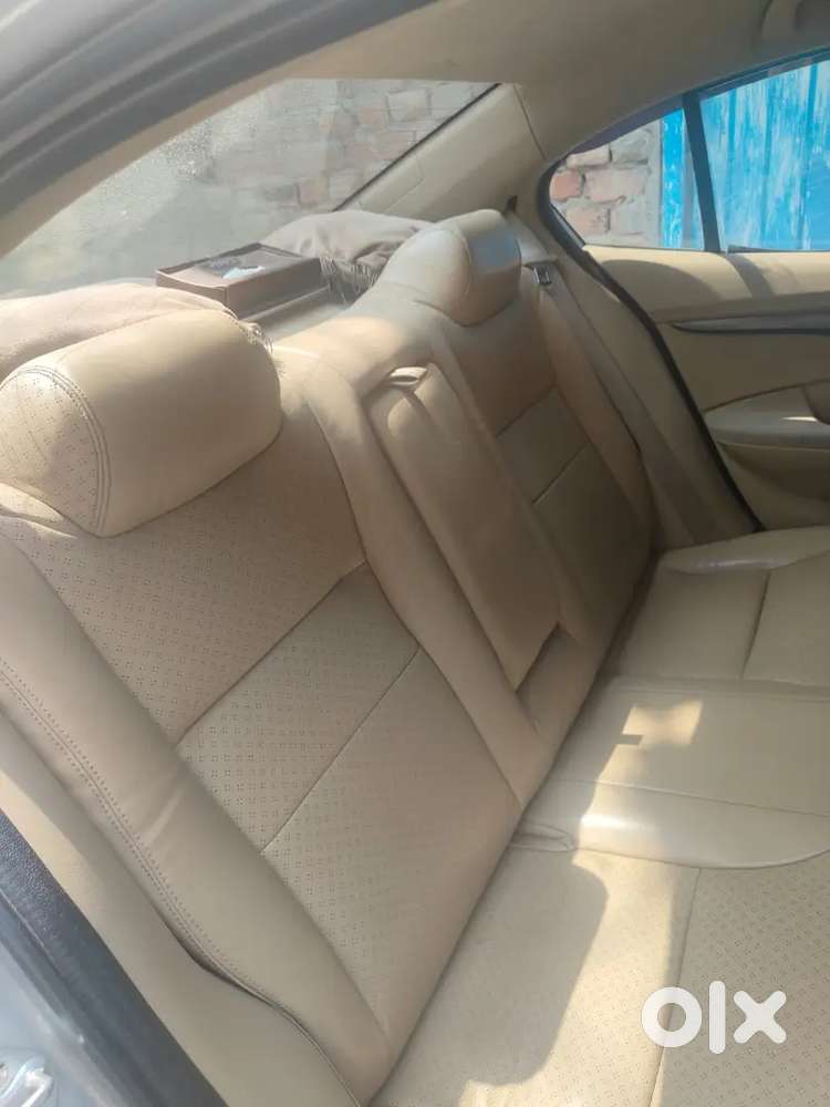 Honda City At Hybrid 2012