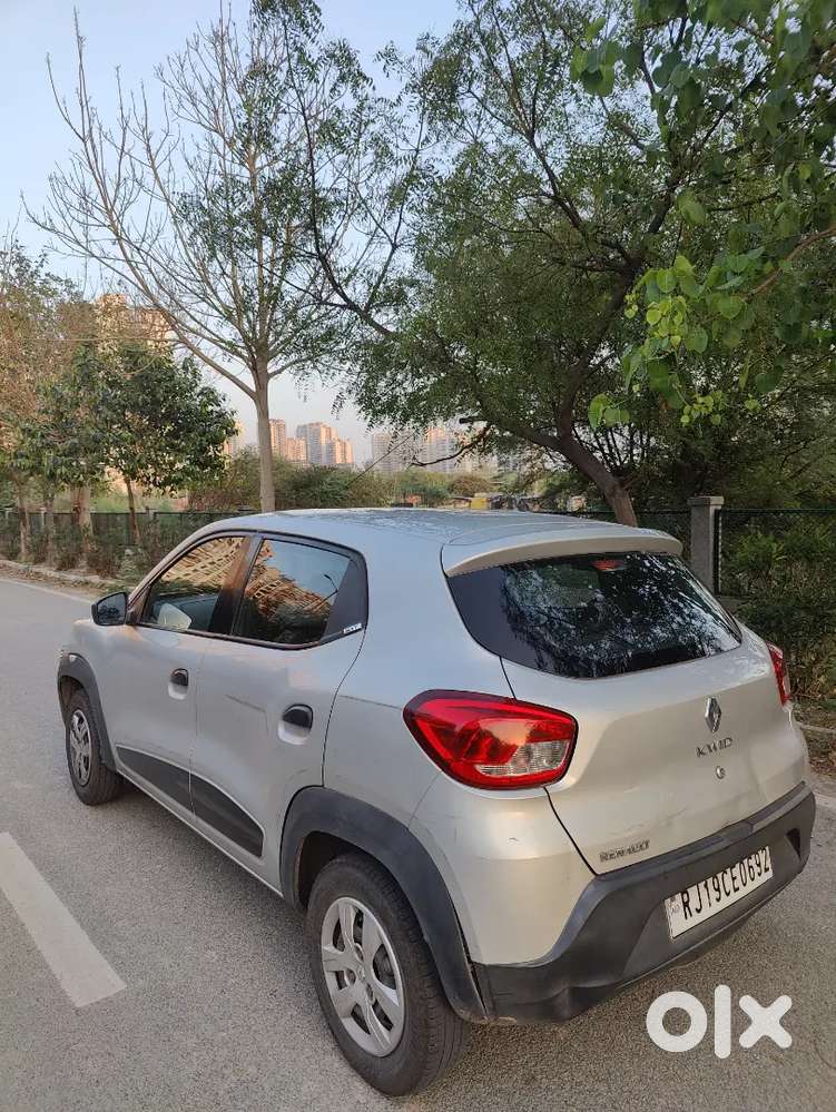 Car Kwid 2016 Rxt 90400 1st Owner Single Hand Driven Cng Fitted 32 Kml