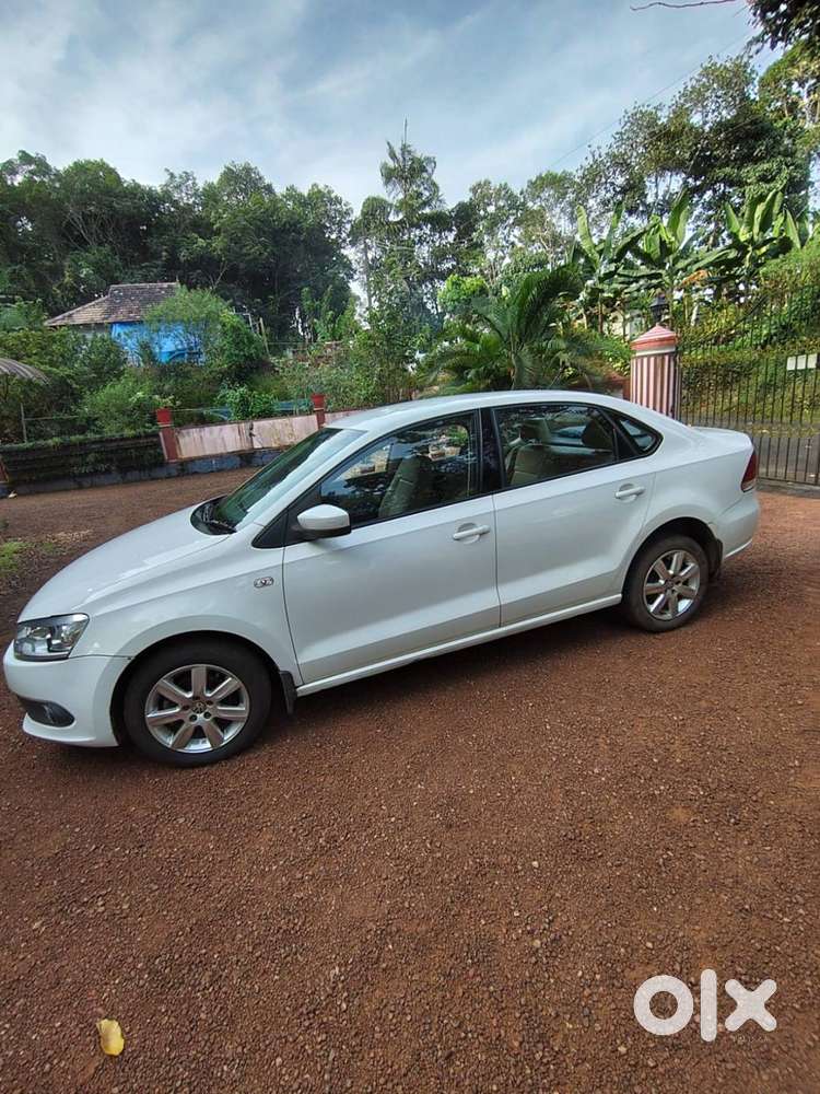 Volkswagen Vento 2012 1.6 Tdi Highline Diesel