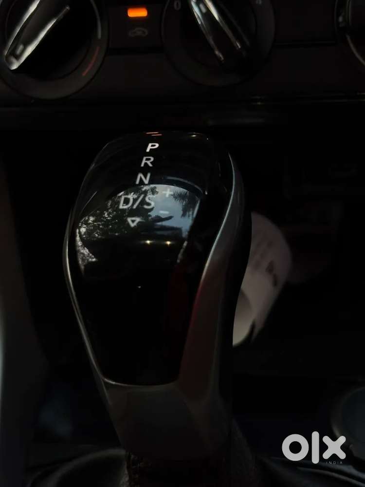 Volkswagen Taigun 1.0 Tsi Highline At, 2023, Petrol