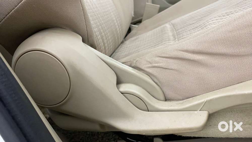 Maruti Suzuki Swift Dzire Zxi + Mt, 2018, Petrol