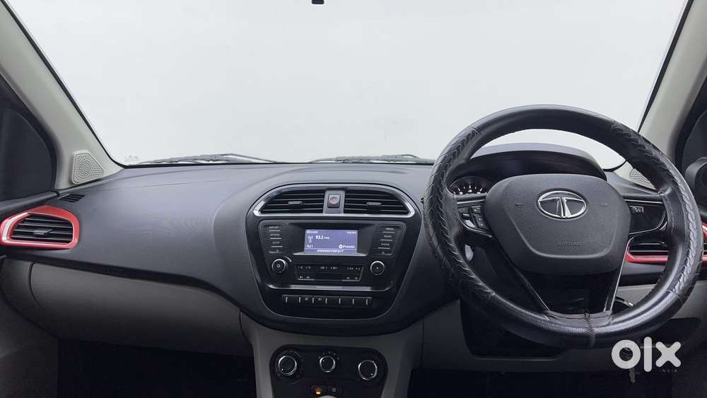 Tata Tiago Xza, 2019, Petrol
