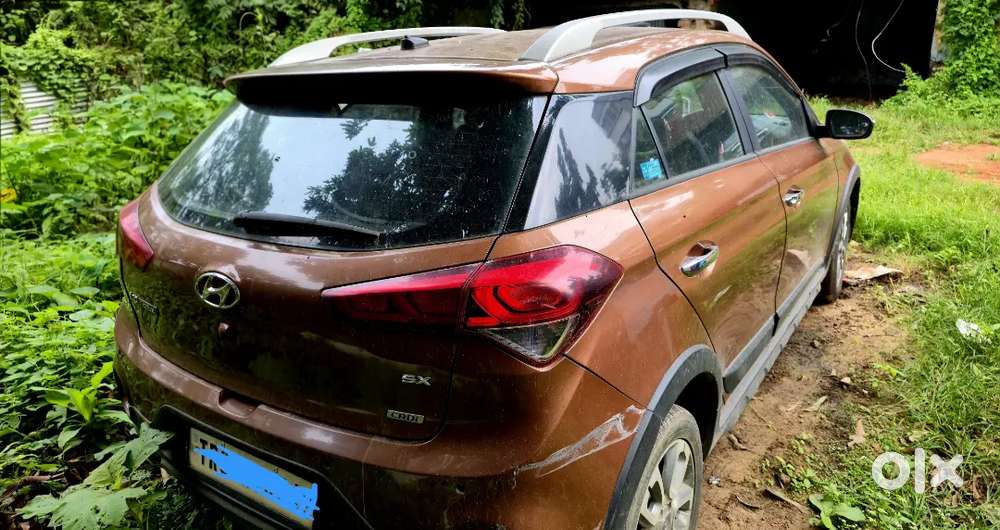 Hyundai I20 Active Sx With Avn 2016 Diesel 40000 Km Self Drive