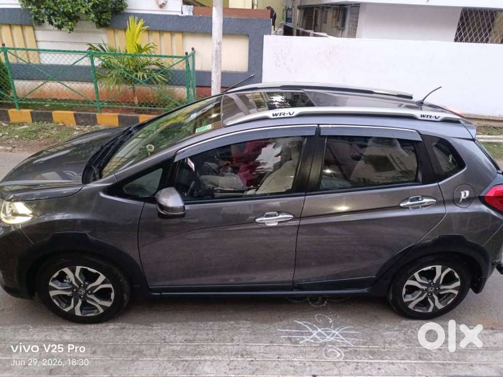 Honda Br-v I-vtec Vx Mt, 2017, Petrol