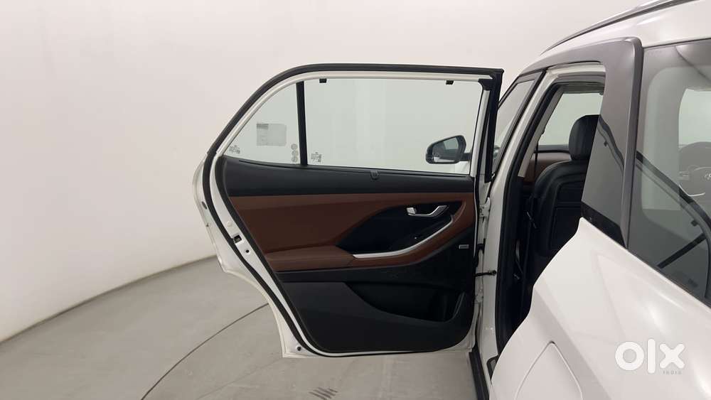 Hyundai Alcazar 1.5 Platinum Diesel Mt 7 Str, 2023, Diesel