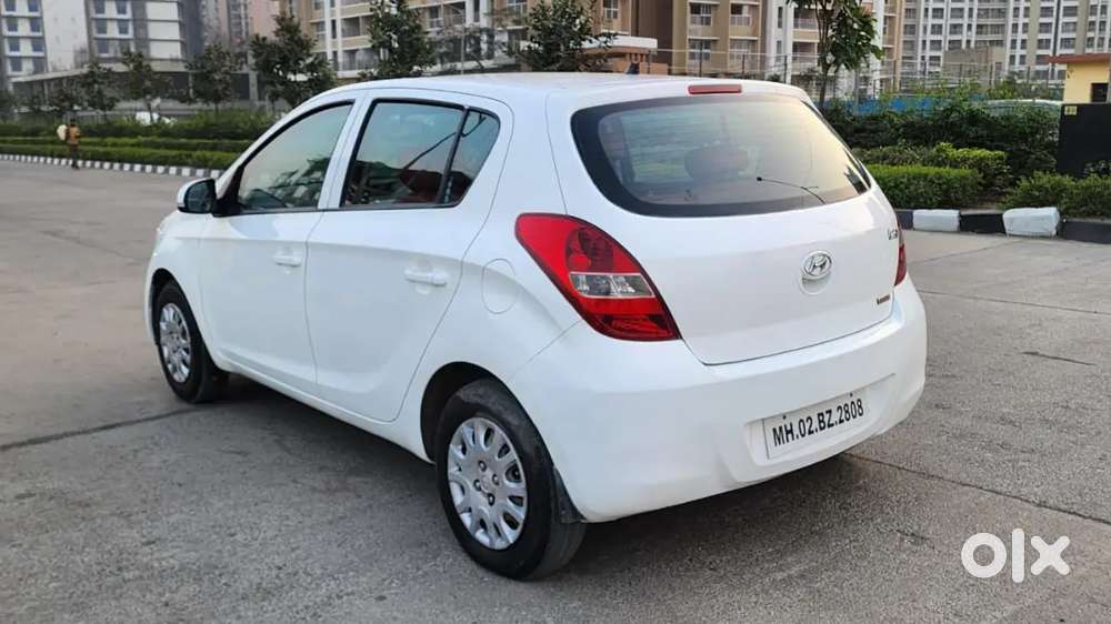 Hyundai I20 2010 Cng & Hybrids 90000 Km Driven