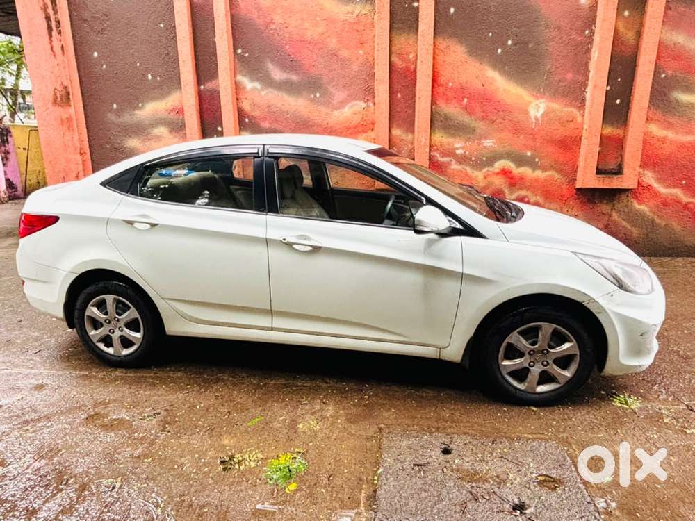 Hyundai Verna Petrol 2013
