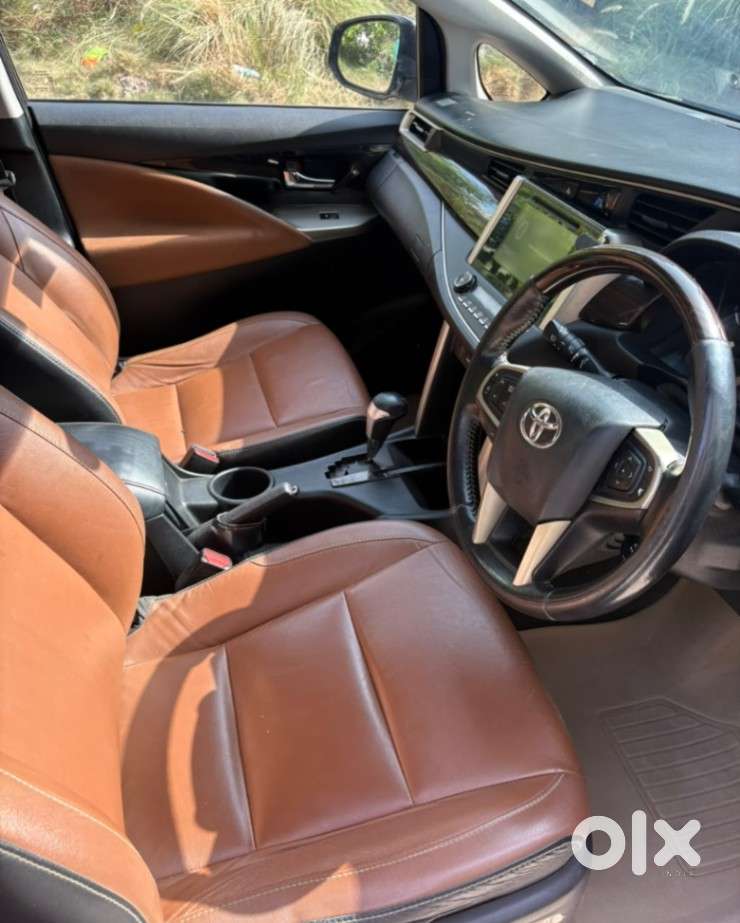 Toyota Innova Crysta 2.8 Zx At, 2017, Diesel