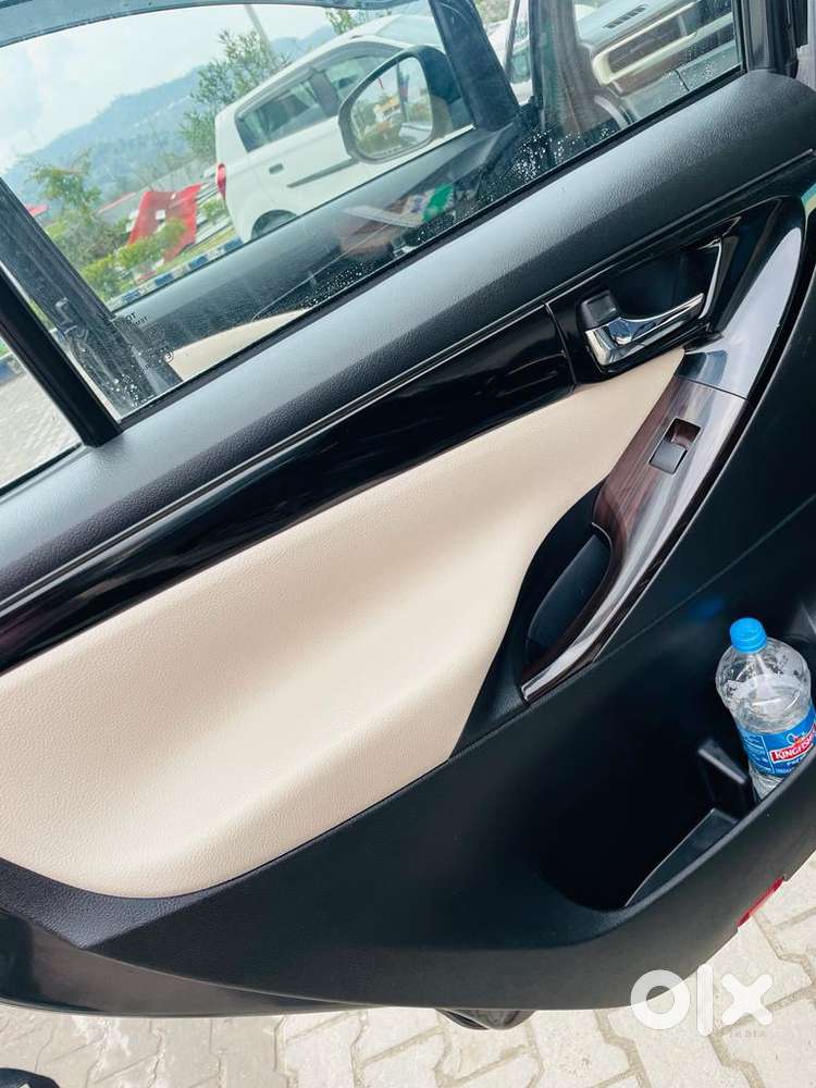 Toyota Innova Crysta Diesel 2021