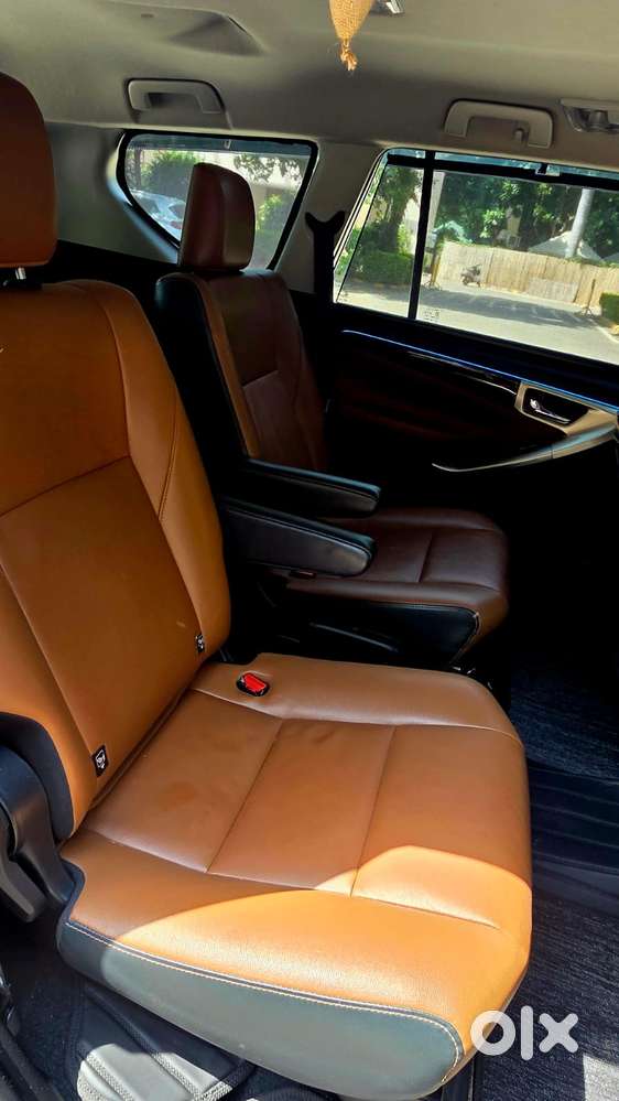 Toyota Innova Crysta [2020-ongoing] 2.7 Zx At 7 Str, 2021, Petrol