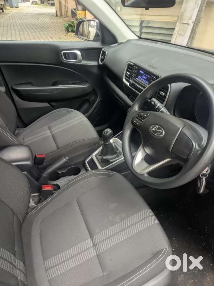 Hyundai Venue S 1.2 Petrol, 2019, Petrol