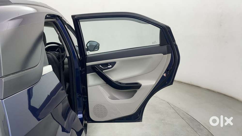 Tata Nexon Xz Plus Luxs, 2023, Petrol