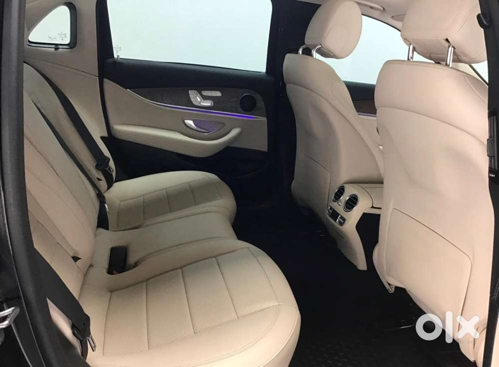 Cleanest Mercedes E-class 2018 Petrol Only 30000 Km