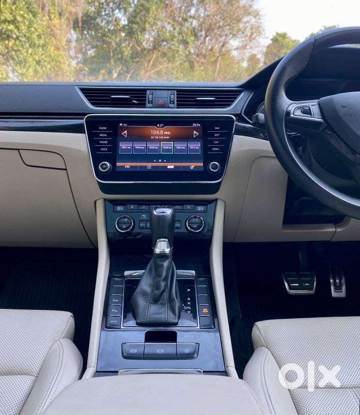 Skoda Superb L&k 2.0 Tdi At, 2019, Diesel