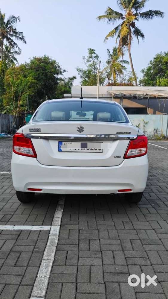 Maruti Suzuki Swift Dzire 2015-2017 Vdi Abs, 2017, Diesel