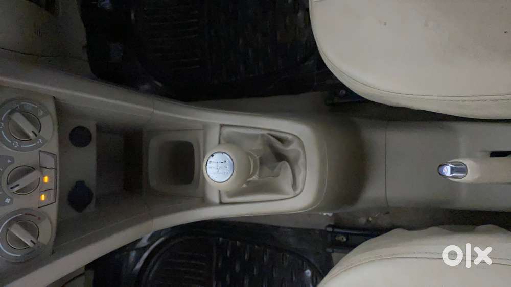 Maruti Suzuki Ertiga Vxi, 2015, Petrol