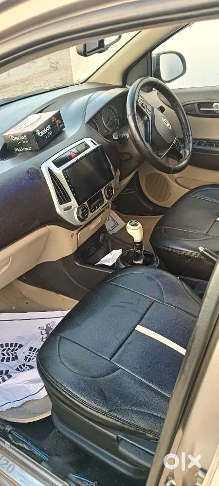 Hyundai I20 Sportz Manual Neat Condition Car For Urgent Sale