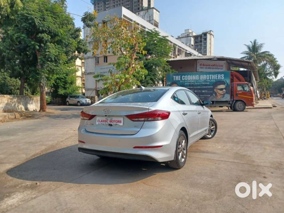 Hyundai Elantra 1.6 Sx Option At, 2019, Petrol