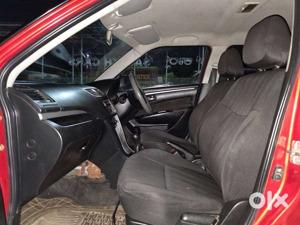 Maruti Suzuki Swift Vxi + Manual, 2011, Petrol