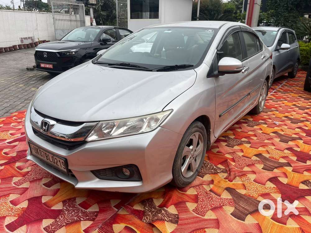 Honda City V Mt, 2015, Petrol