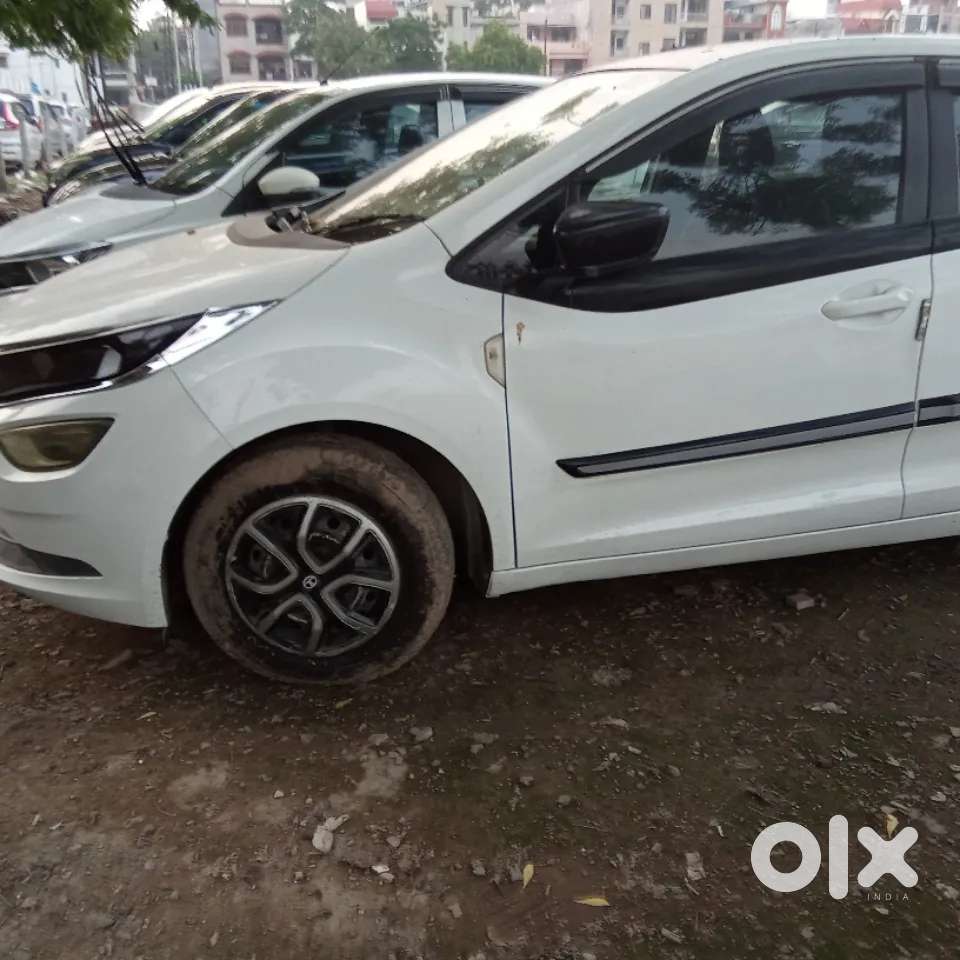 Tata Altroz Xe Petrol, 2021, Petrol
