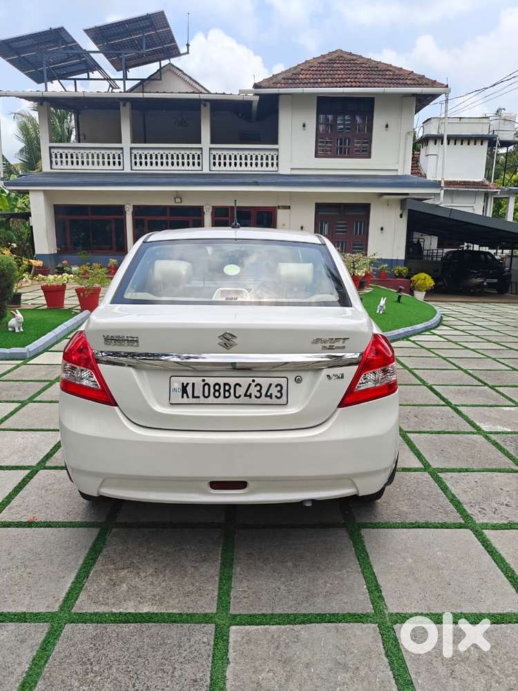 Maruti Suzuki Swift Dzire 1.2 Vxi Bsiv, 2014, Petrol