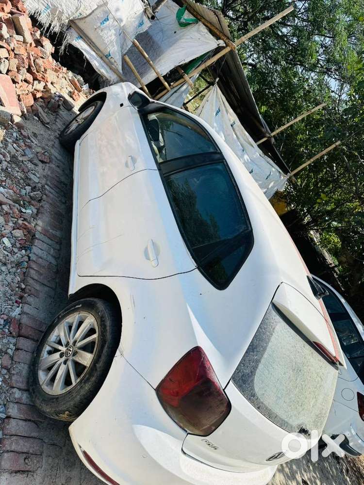 Volkswagen Polo 2015 Cng & Hybrids Well Maintained