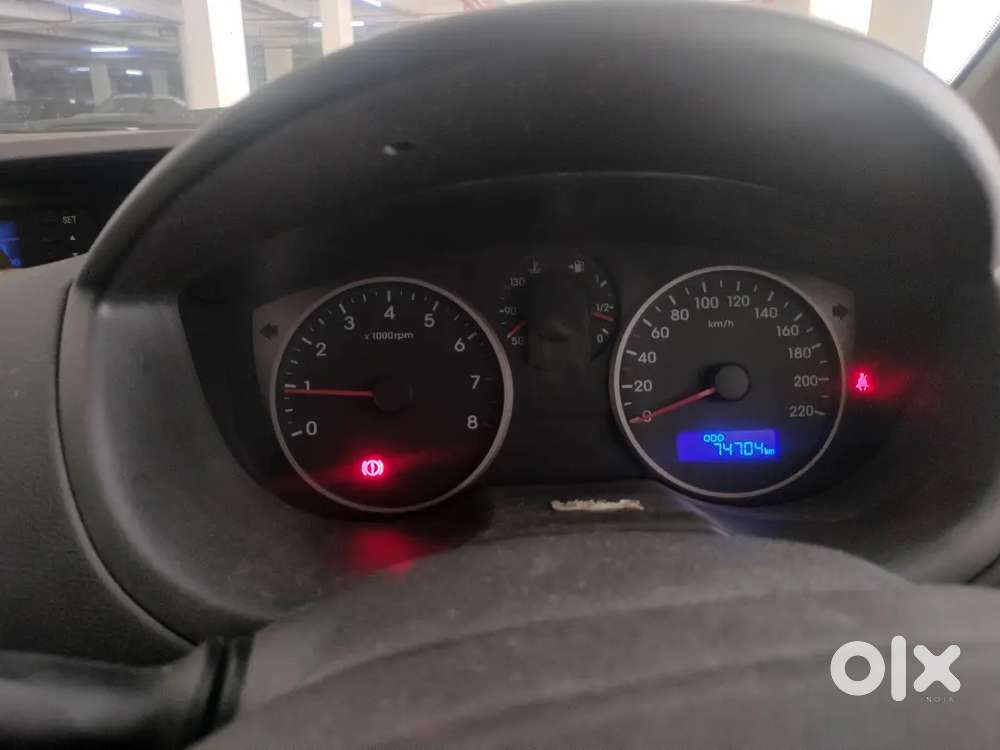 I20 Magna - Hyundai 2012 Dec