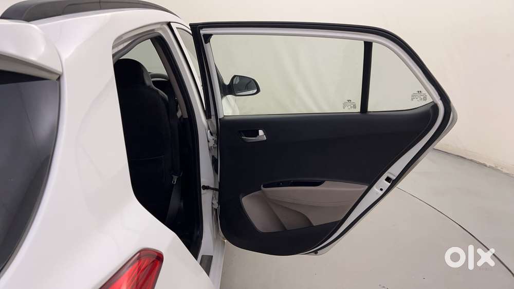 Hyundai Grand I10 1.2 Kappa Asta At Vtvt, 2017, Petrol