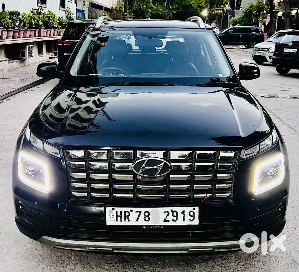 Hyundai Venue 1.2 S (o), 2024, Petrol