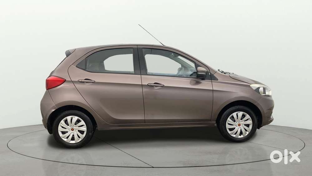 Tata Tiago 1.2 Revotron Xz, 2017, Petrol