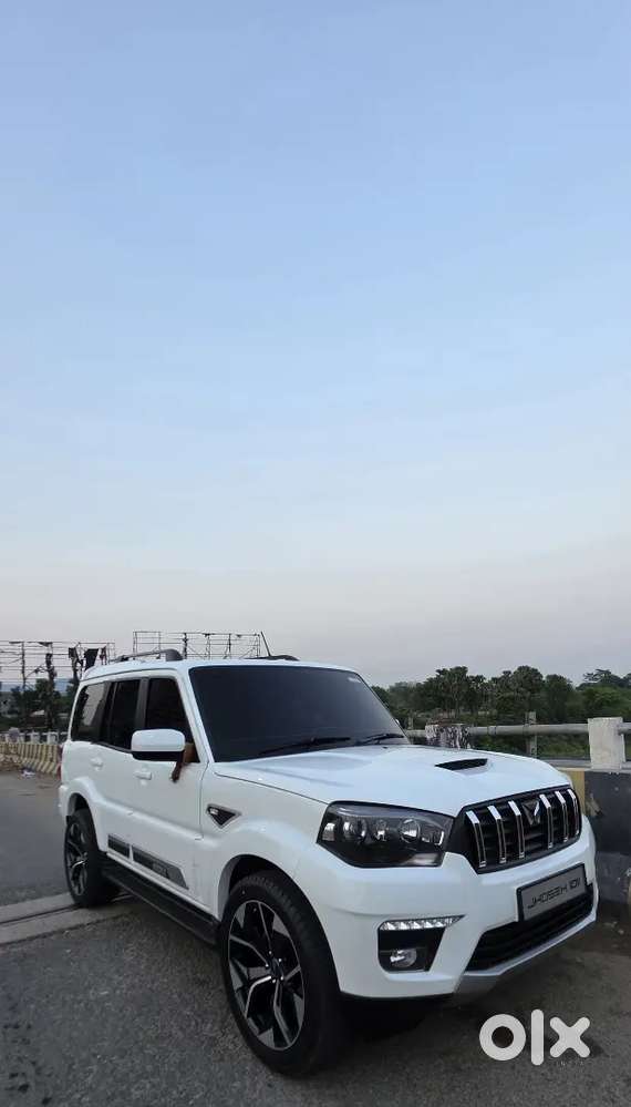 Mahindra Classic 2026 Petrol Manual