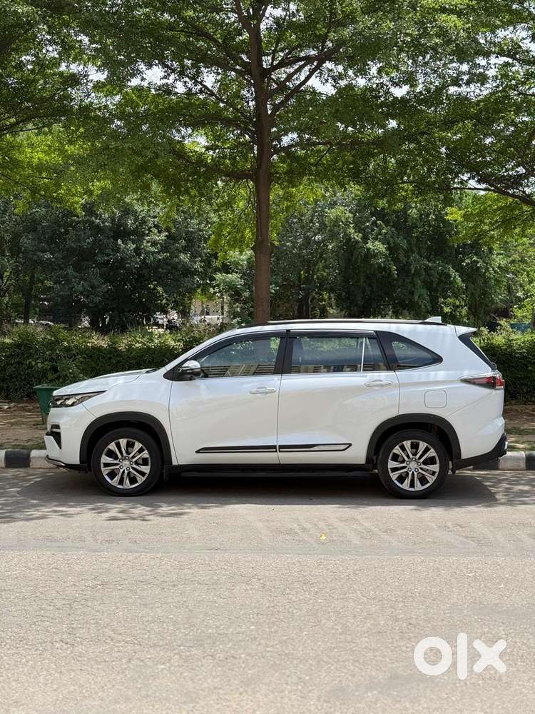 Maruti Suzuki Invicto Alpha Plus 7str, 2023, Petrol