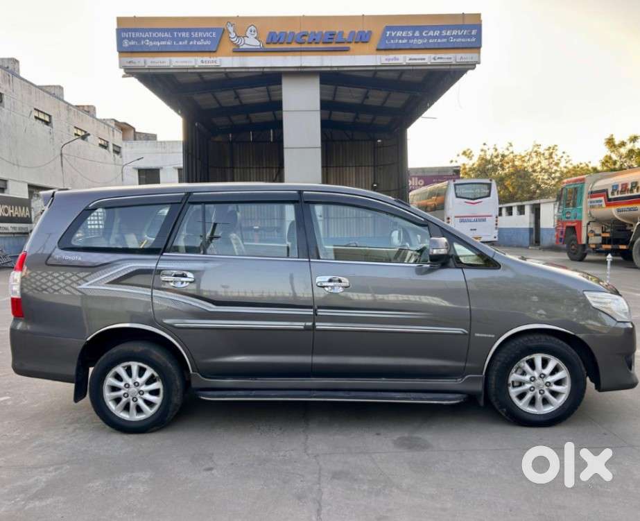 Toyota Innova 2.5 V 7 Str, 2013, Diesel