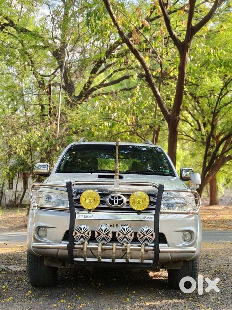 Toyota Fortuner 3.0 4x4 Manual, 2011, Diesel